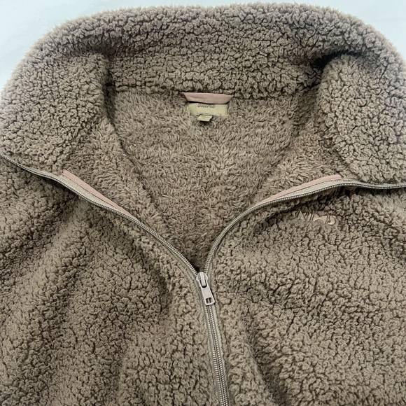 SKIMS Teddy Crop Zip-Up Amethyst - Picture 2 of 5